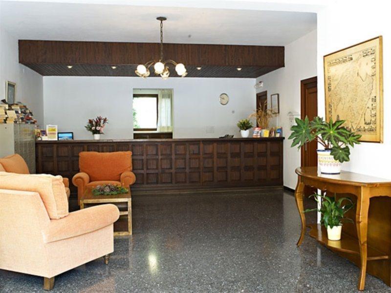 Hotel Condemar Santanyi Buitenkant foto